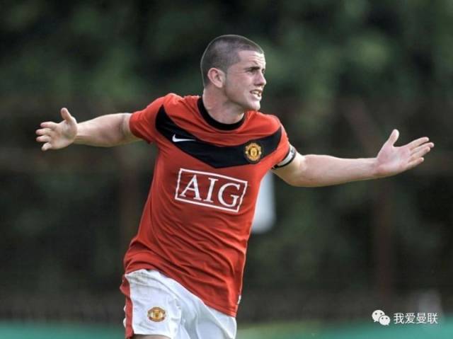 包含今晨斯图加特调整名单以备英超，伤情更新环节打磨，态度坚定，阵容厚度经受考验的词条爱游戏体育赛事直播