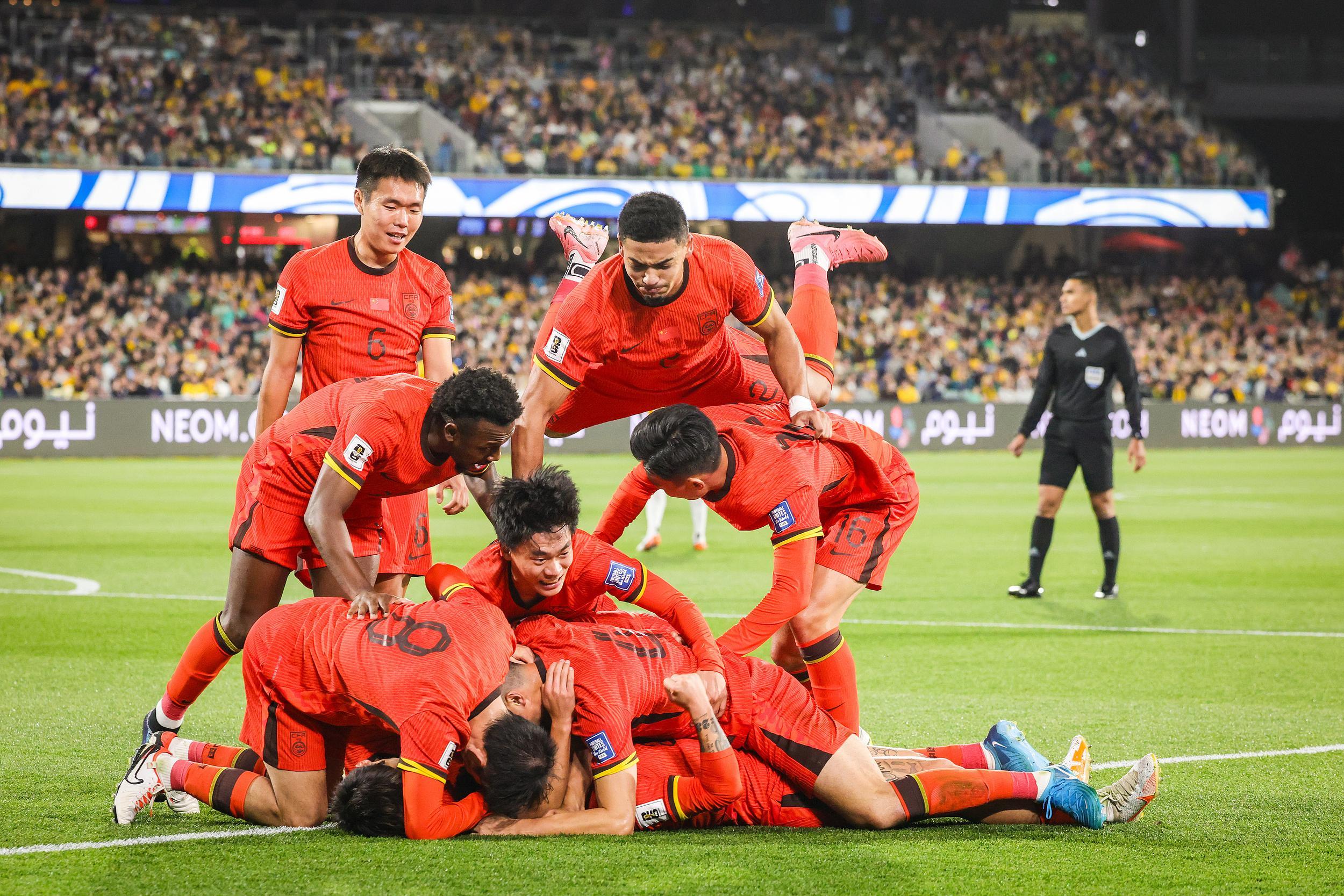 包含刚刚！国际比赛日广州队外线爆发集结日阿森纳防线松动，姆巴佩在MAD比赛中险胜的词条